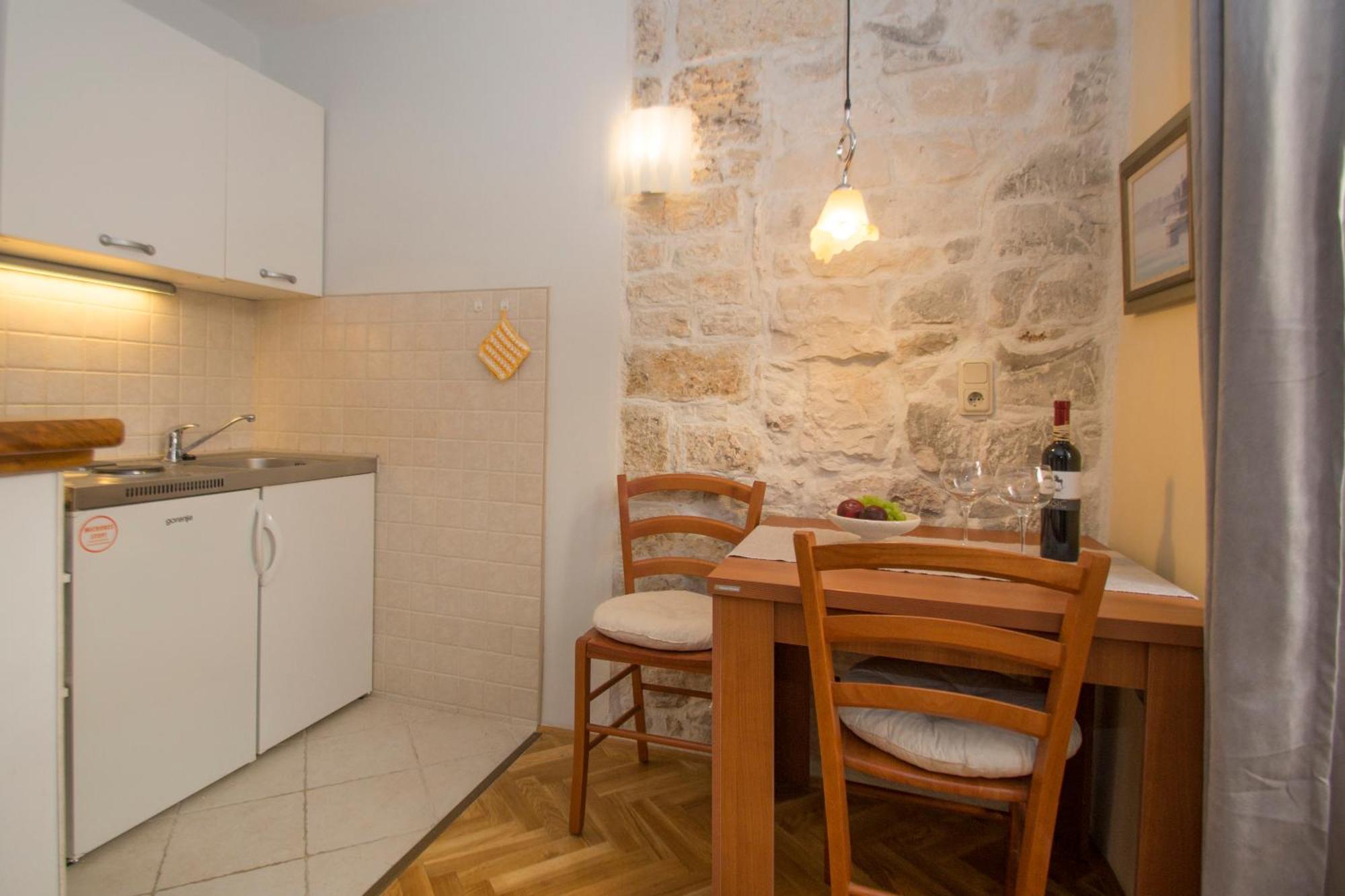Old Town Apartments Корчула Экстерьер фото